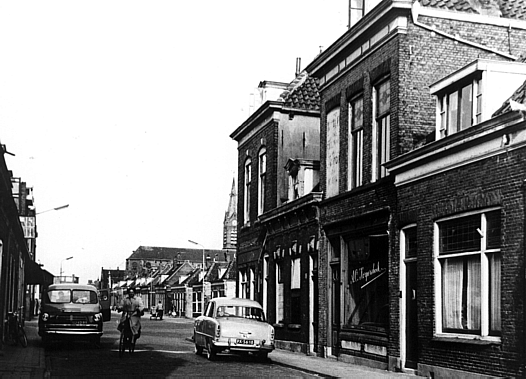 biersloot53.tif (199564 bytes)