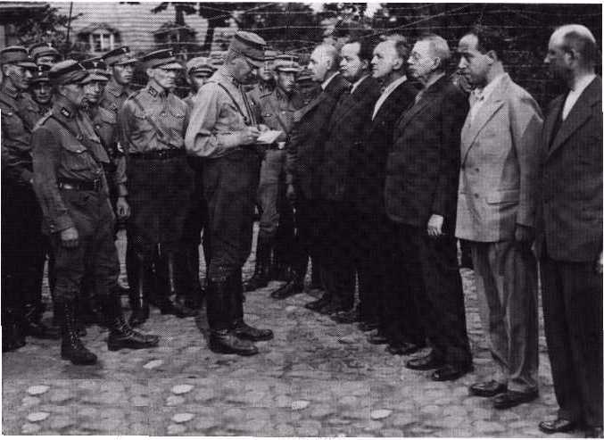 The first prisoners arrived in Oranienburg in march 1933